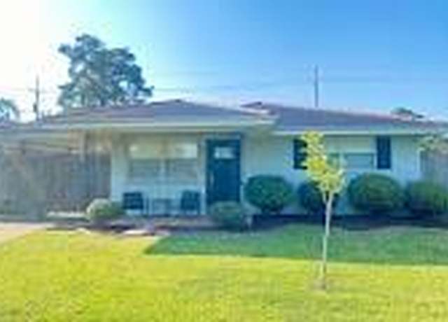 Property at 928 Perrin Drive Dr, Arabi, LA 70032, 2 beds, 1 bath