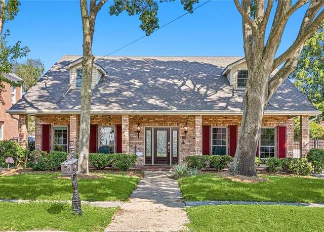 Property at 4613 Southshore Dr, Metairie, LA 70002, 4 beds, 4.5 baths