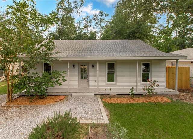 Property at 1634 Dupard St, Mandeville, LA 70448, 3 beds, 2 baths