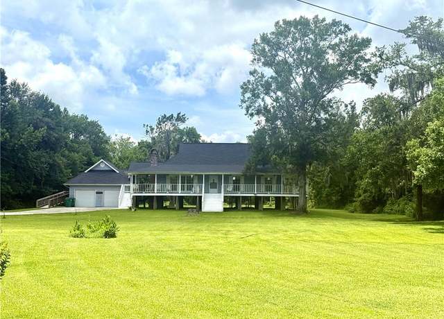 Property at 7282 Barataria Blvd, Marrero, LA 70072, 2 beds, 2 baths