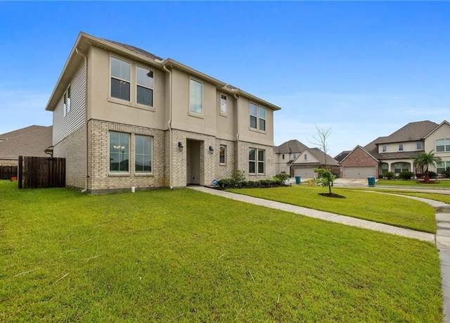 Property at 7925 Camellia Bud Ct, Slidell, LA 70461, 4 beds, 3 baths
