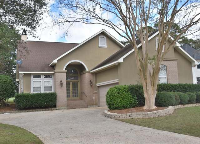 Property at 129 St. Charles Ct, Abita Springs, LA 70420, 3 beds, 2 baths