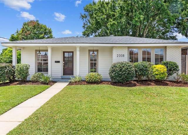 Property at 2308 Taft Park, Metairie, LA 70001, 3 beds, 2 baths