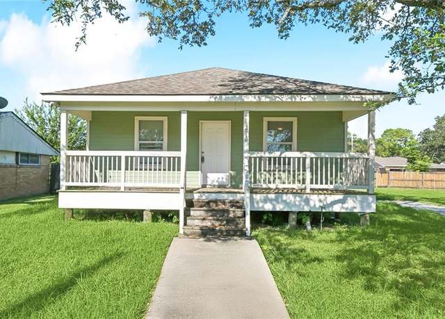 Property at 4718 Lancelot Dr, New Orleans, LA 70127, 3 beds, 2 baths