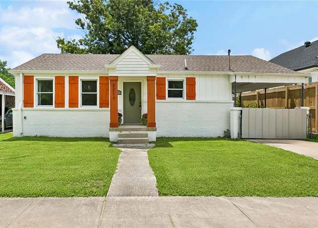 Property at 2217 Plaza Dr, Chalmette, LA 70043, 2 beds, 1 bath