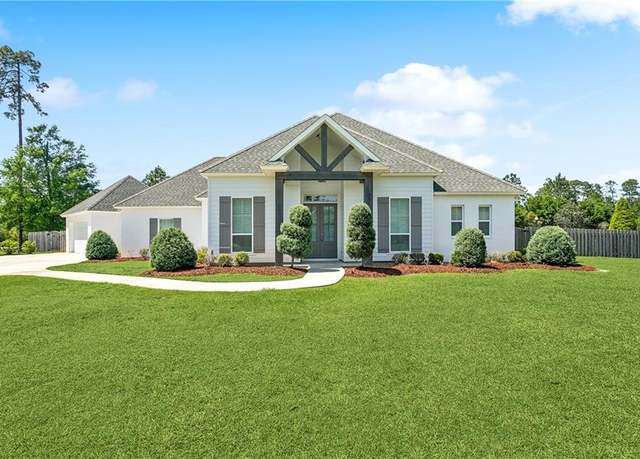 Property at 200 Merion Cir, Madisonville, LA 70447, 4 beds, 3.5 baths