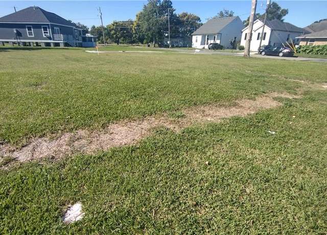 Property at 7206 Sally St, Arabi, LA 70032