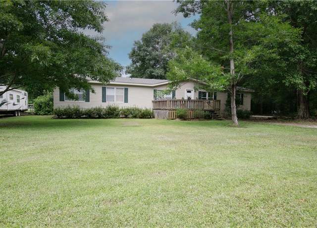 Property at 65473 Dixie Ranch-firetower Rd, Lacombe, LA 70445, 4 beds, 3 baths
