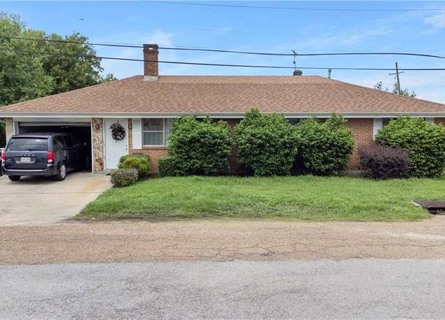Property at 4800 Camelia St, New Orleans, LA 70126, 3 beds, 2 baths