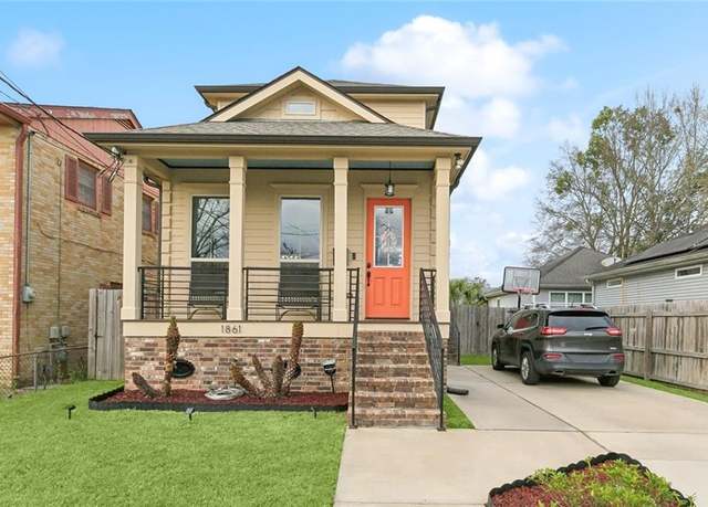 Property at 1861 Pleasure St, New Orleans, LA 70122, 4 beds, 2.5 baths