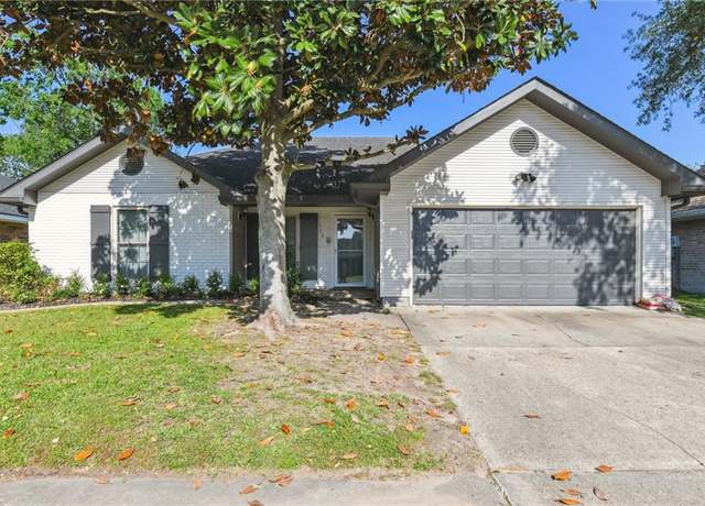 Property at 368 Evergreen, Destrehan, LA 70047, 3 beds, 2 baths