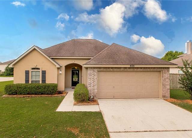 Property at 524 Jessica Way, Covington, LA 70435, 3 beds, 2 baths