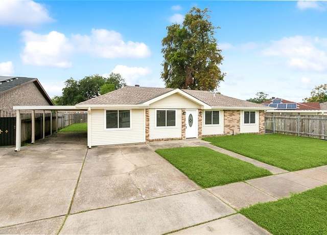 Property at 16 Provencial Ct, Violet, LA 70092, 3 beds, 1.5 baths
