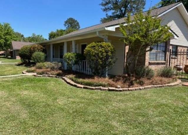 Property at 4534 Thames Dr, Baton Rouge, LA 70814, 3 beds, 2 baths