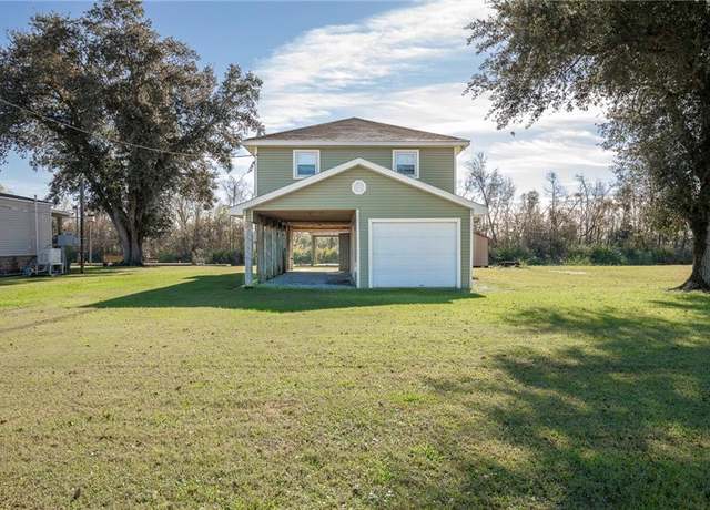 Property at 4142 Highway 90 Dr, Des Allemands, LA 70030, 2 beds, 2.5 baths