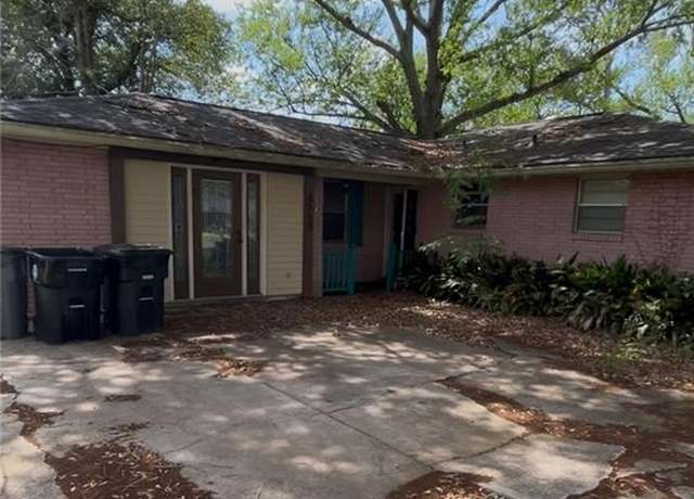 Property at 8554 S Essen Heights Ct, Baton Rouge, LA 70809, 3 beds, 1.5 baths