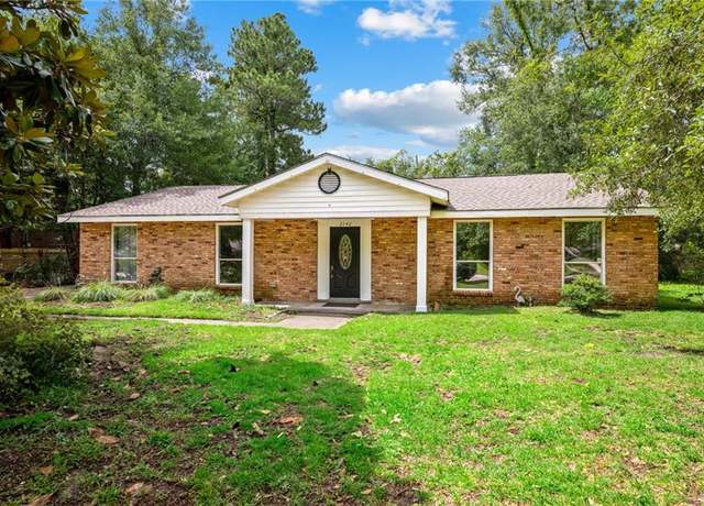 Property at 2142 Park Dr, Slidell, LA 70458, 4 beds, 2 baths