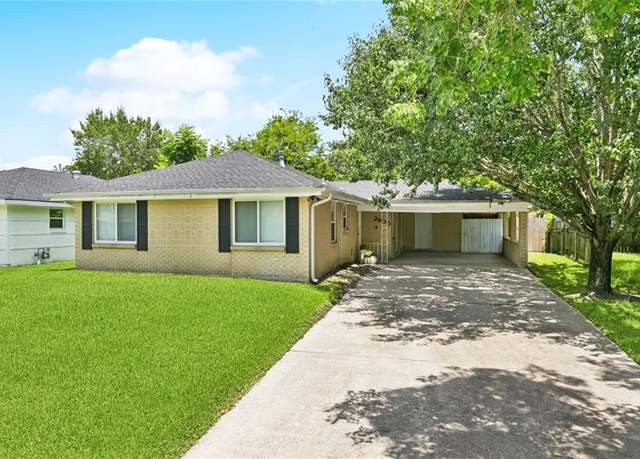 Property at 2900 Somerset Dr, New Orleans, LA 70131, 3 beds, 2 baths