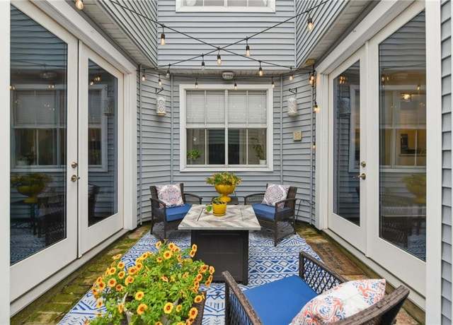 Property at 4719 Annunciation St #4719, New Orleans, LA 70115, 2 beds, 2.5 baths