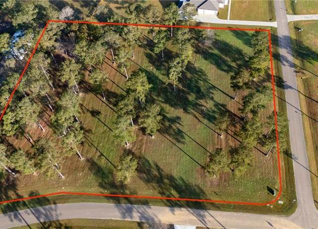 Property at 28049 W Burlwood Pl, Abita Springs, LA 70420
