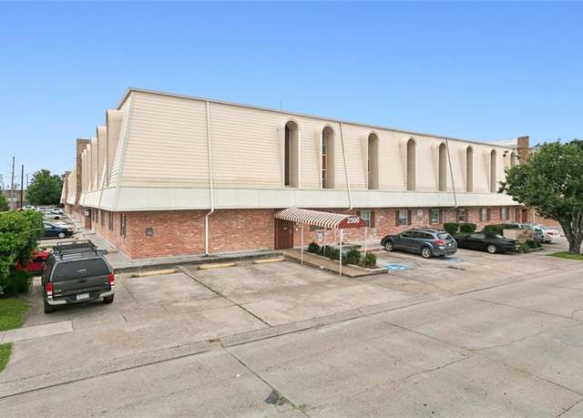 Property at 2500 Houma Blvd #215, Metairie, LA 70001, 3 beds, 2 baths