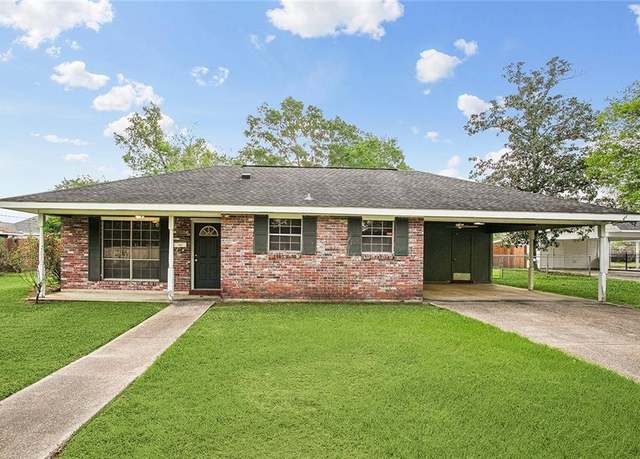 Property at 1412 Pecan St, Hammond, LA 70401, 4 beds, 2 baths