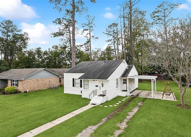 Property at 501 N Linden St, Hammond, LA 70401, 2 beds, 2 baths