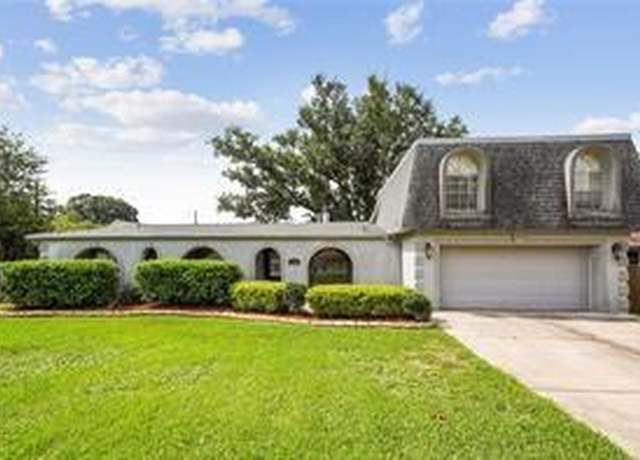 Property at 4000 Kawanee Ave, Metairie, LA 70002, 5 beds, 2.5 baths