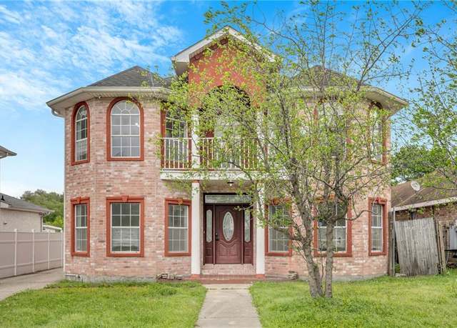 Property at 7721 Bullard Ave, New Orleans, LA 70128, 5 beds, 3.5 baths