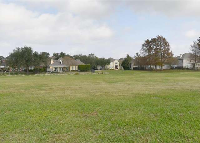 Property at 125 Pine Valley Dr, New Orleans, LA 70131