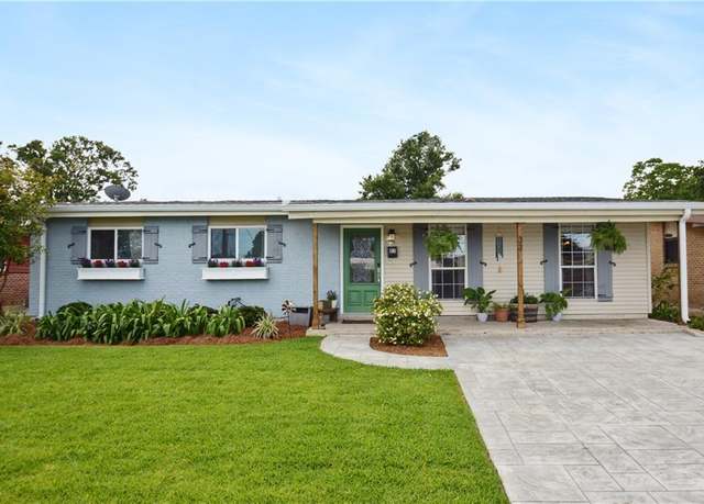 Property at 33 Caribou Ct, Metairie, LA 70003, 3 beds, 2 baths