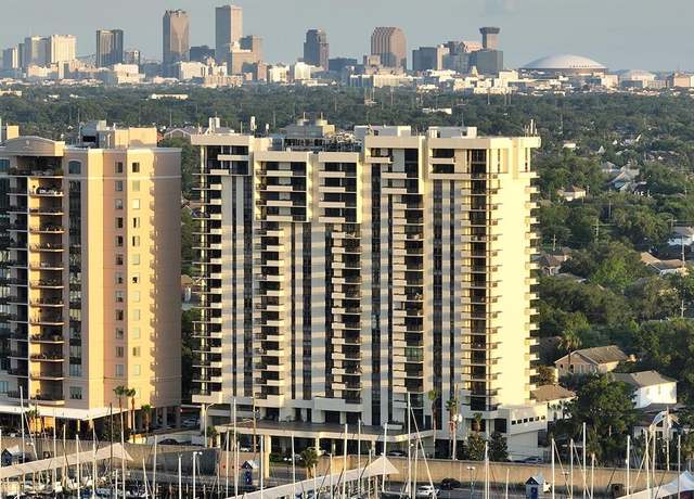 Property at 300 Lake Marina Ave Unit 5A, New Orleans, LA 70124, 3 beds, 2 baths