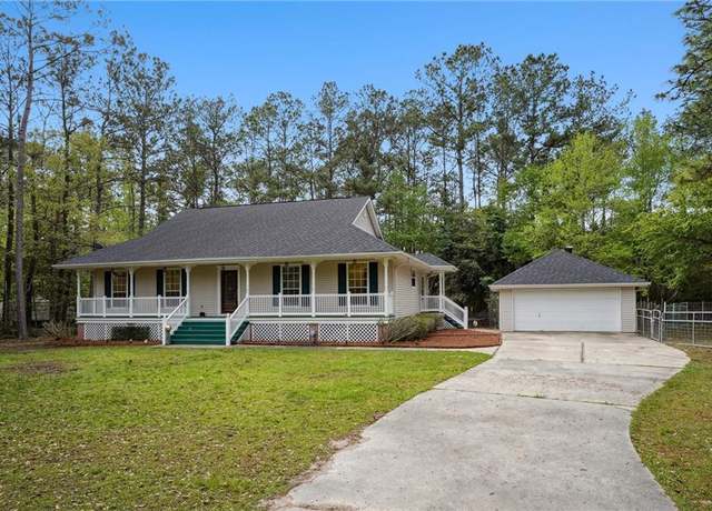 Property at 441 Parlange Dr, Pearl River, LA 70452, 4 beds, 2 baths