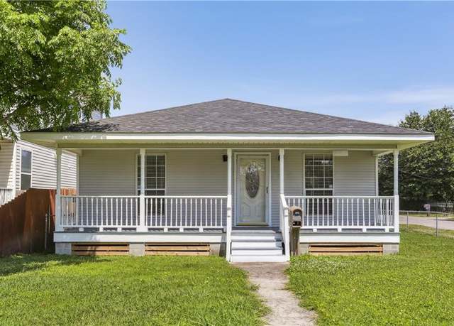 Property at 1401 Claiborne Dr, Jefferson, LA 70121, 3 beds, 2 baths