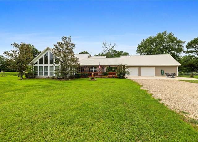 Property at 20444 E Highway 22 Hwy, Ponchatoula, LA 70454, 3 beds, 2 baths