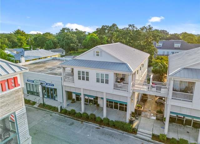 Property at 116 Davis Ave Unit H, Pass Christian, MS 39571, 2 beds, 2 baths