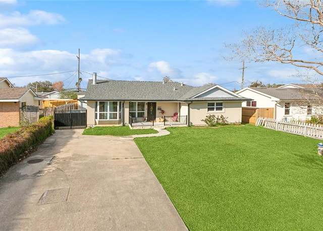 Property at 7017 Kawanee Ave, Metairie, LA 70003, 3 beds, 2.5 baths