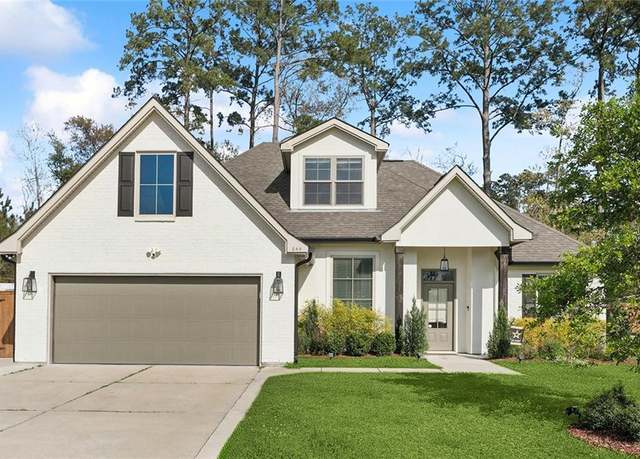 Property at 644 English Oak Dr, Madisonville, LA 70447, 5 beds, 3 baths