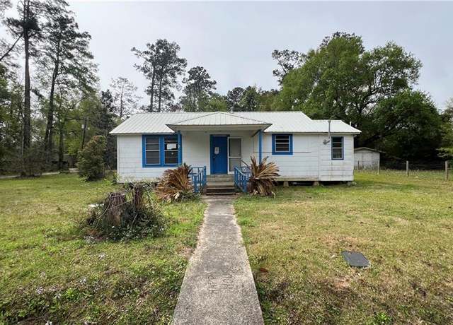 Property at 39202 Pine St, Pearl River, LA 70452, 2 beds, 1 bath