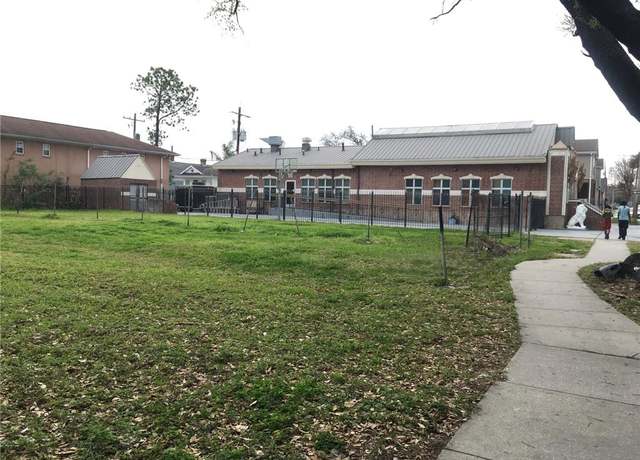 Property at 2724 Jackson Ave, New Orleans, LA 70113