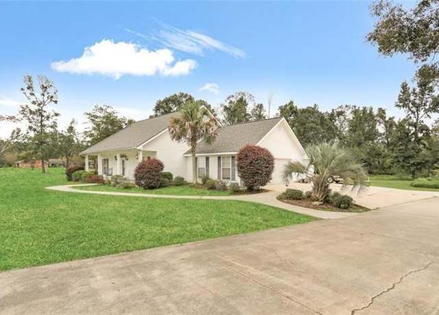 Property at 14312 Wadesboro Rd, Ponchatoula, LA 70454, 4 beds, 2.5 baths