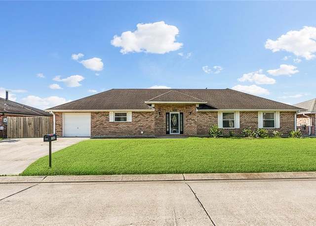 Property at 2560 Kismet St, Marrero, LA 70072, 3 beds, 2 baths