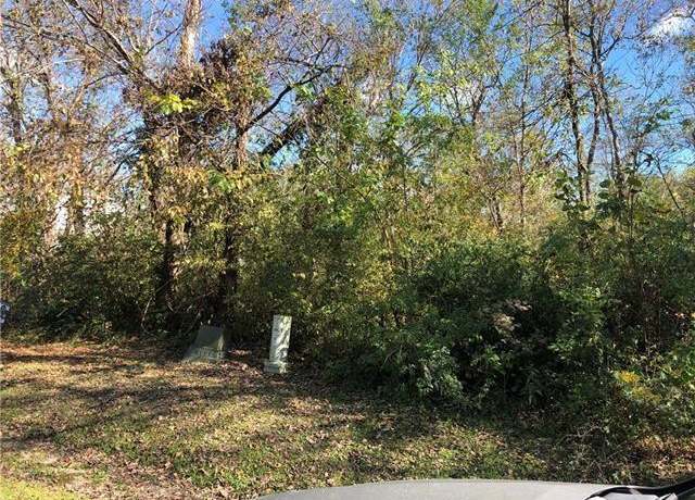 Property at 14 Arbor Cir, New Orleans, LA 70131