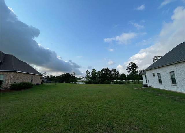 Property at 724 Night Heron Ln, Madisonville, LA 70447