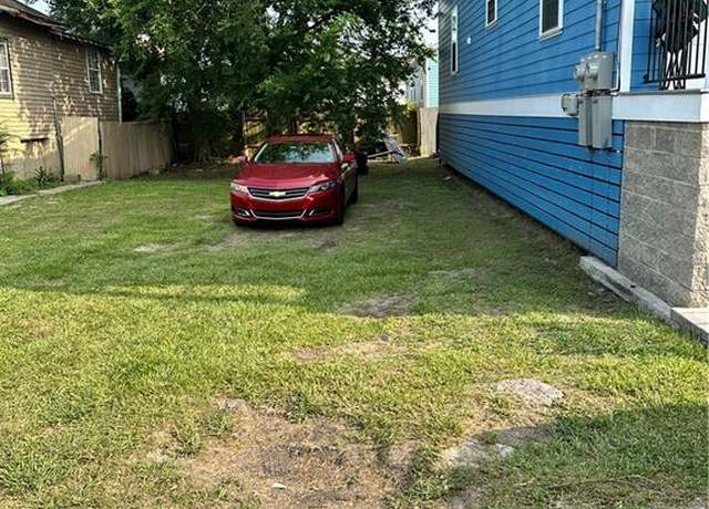 Property at 2806 Comus Ct, New Orleans, LA 70117