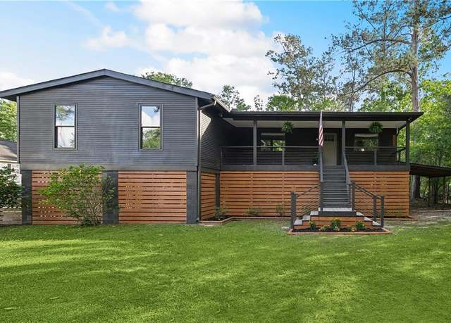 Property at 18030 Derbes Dr, Covington, LA 70433, 3 beds, 2 baths