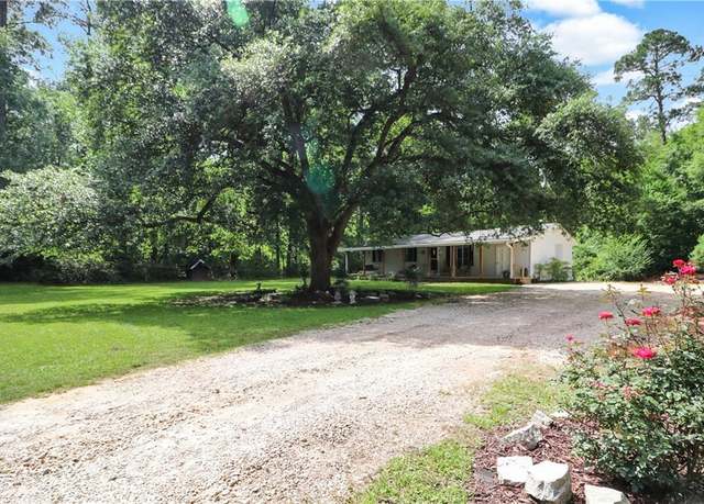 Property at 10343 Gottschalk Rd, Covington, LA 70435, 3 beds, 2 baths