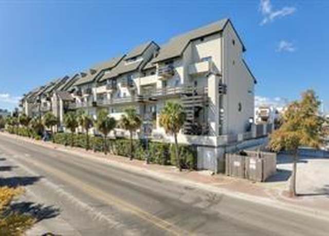 Property at 7300 Lakeshore Dr #6, New Orleans, LA 70124, 3 beds, 3 baths