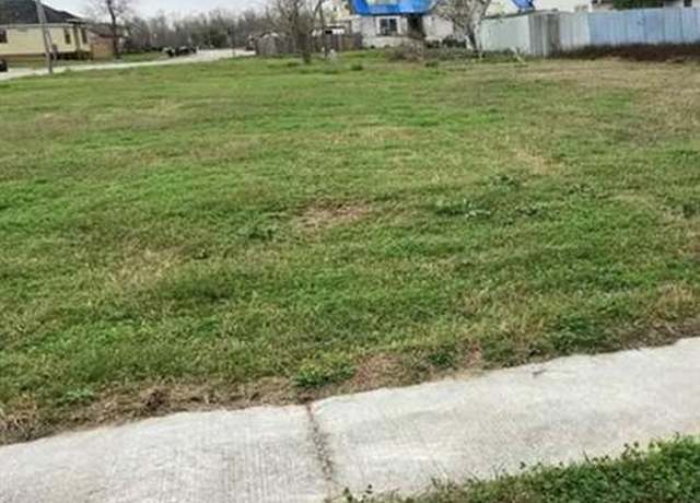 Property at 13901 Explorers Ave, New Orleans, LA 70129