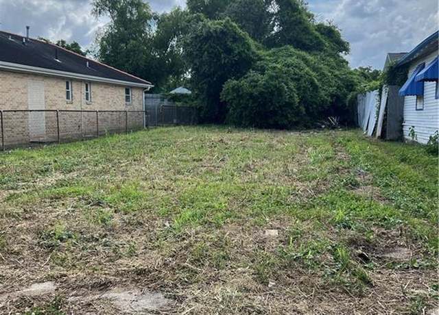 Property at 1728 Mazant St, New Orleans, LA 70117